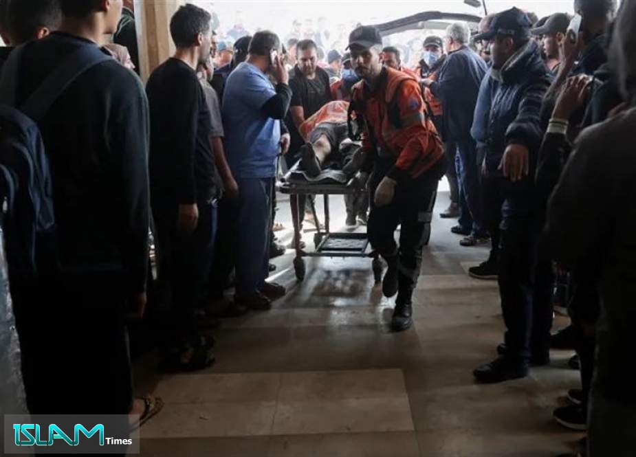 Thousands Seek Refuge at Gaza Hospital as Israeli Onslaught Continues