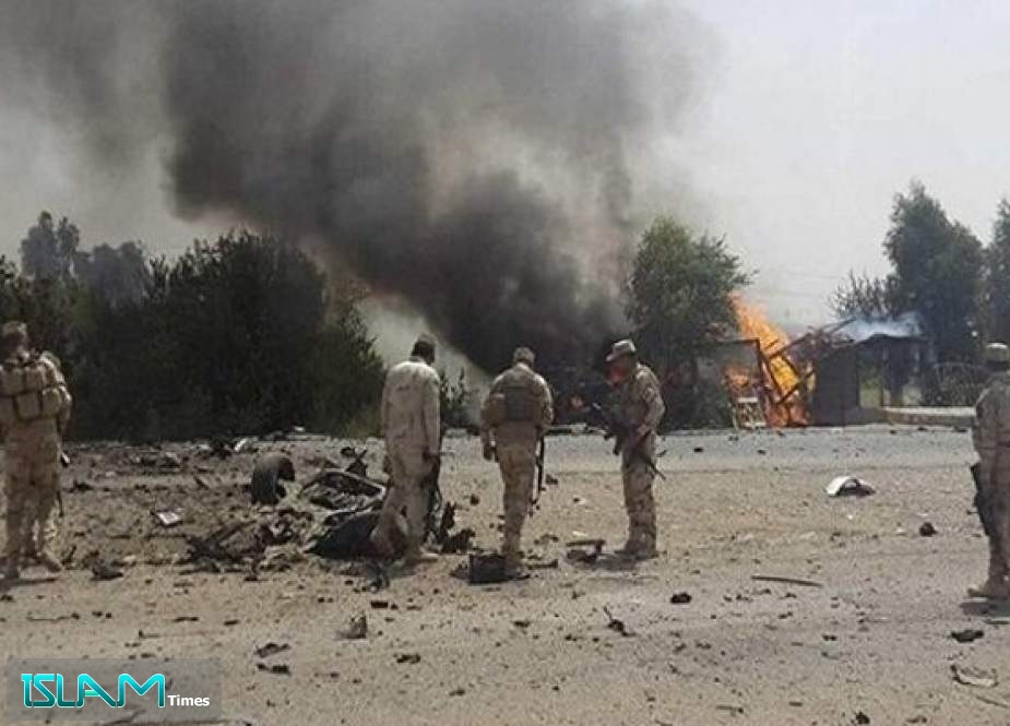 At least 10 Killed in Iraq Roadside Bomb Attack
