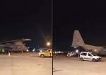 أول دفعة من الجرحى الفلسطينيين يصلون إلى تونس على متن طائرة عسكرية