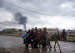 Palestinians flee from the Khan younis, southern Gaza