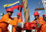 واشنطن تهدد بتجديد العقوبات على النفط الفنزويلي