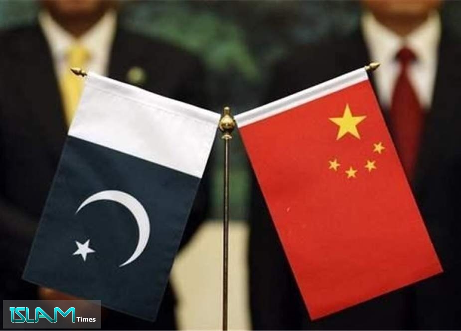 China Rolls Over $2 Billion Loan to Pakistan, Finance Minister Says