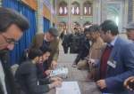 مراكز الاقتراع تفتح أبوابها أمام الناخبين في انحاء ايران