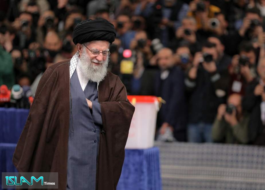 Ayatollah Khamenei Casts Vote in Early Minutes of Voting in Iran