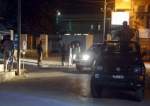 مقتل 6 أشخاص في هجوم مسلح على قاعدة بحرية في باكستان