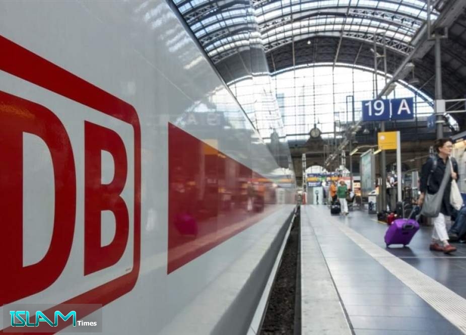 German Rail OKs Union