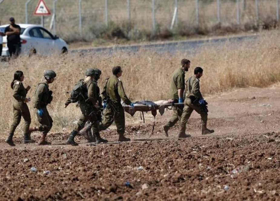 Israeli occupation forces evacuating soldiers injured in Jenin